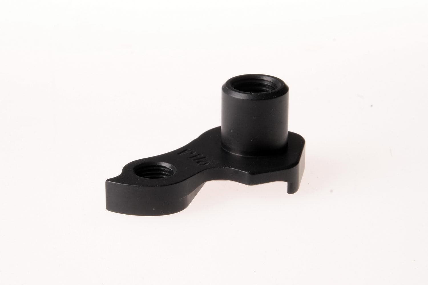 Derailleur hanger for Evil